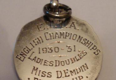 1930 31 English Open Ladies Doubles Runner Up d. Emdin (1)
